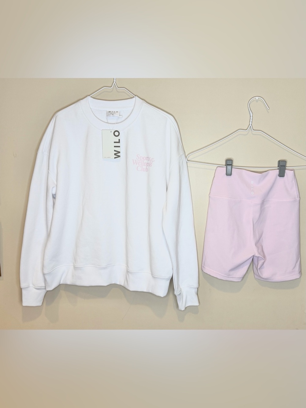 WILO The Label Sports & Wellness Club Sweatshirt & Bike Shorts SET